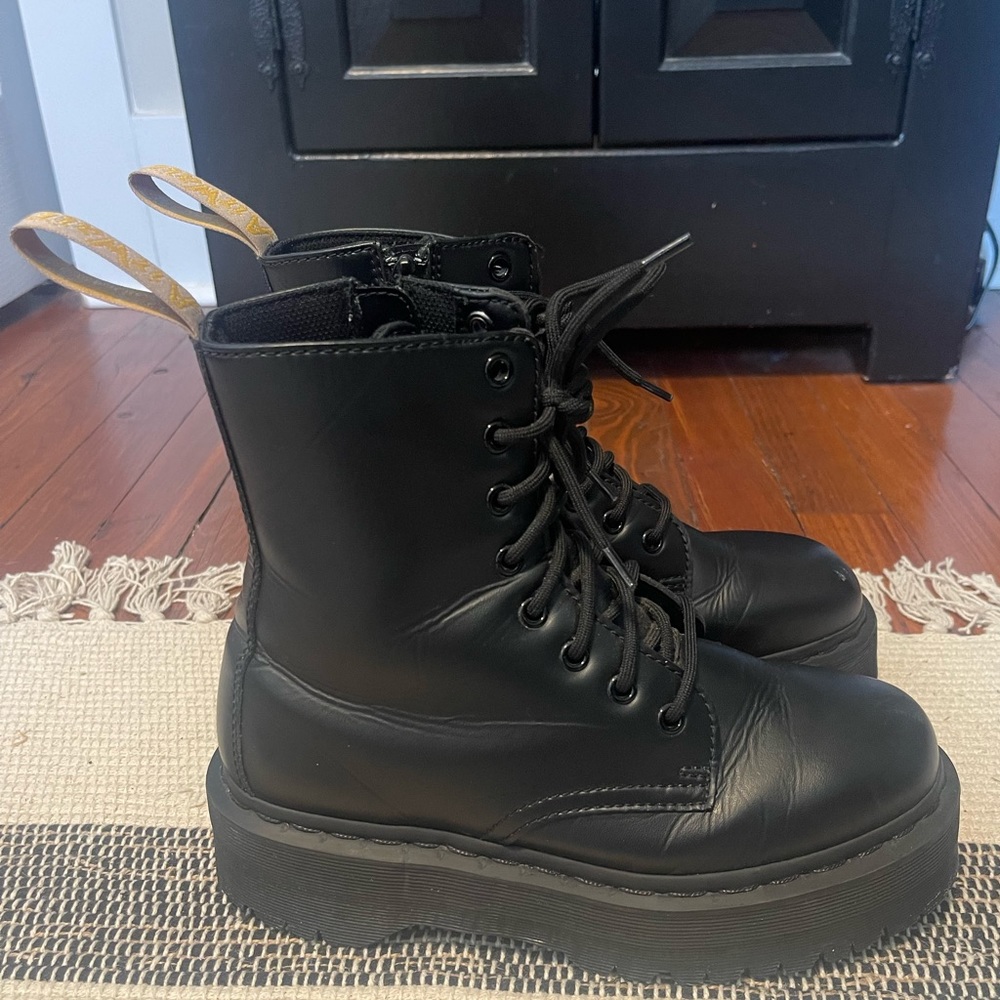 DR MARTEN VEGAN JADON II BOOT MONO PLATFORMS